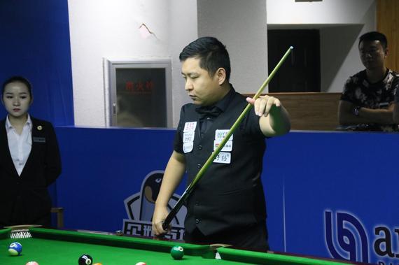 而火箭在防 而火箭在防